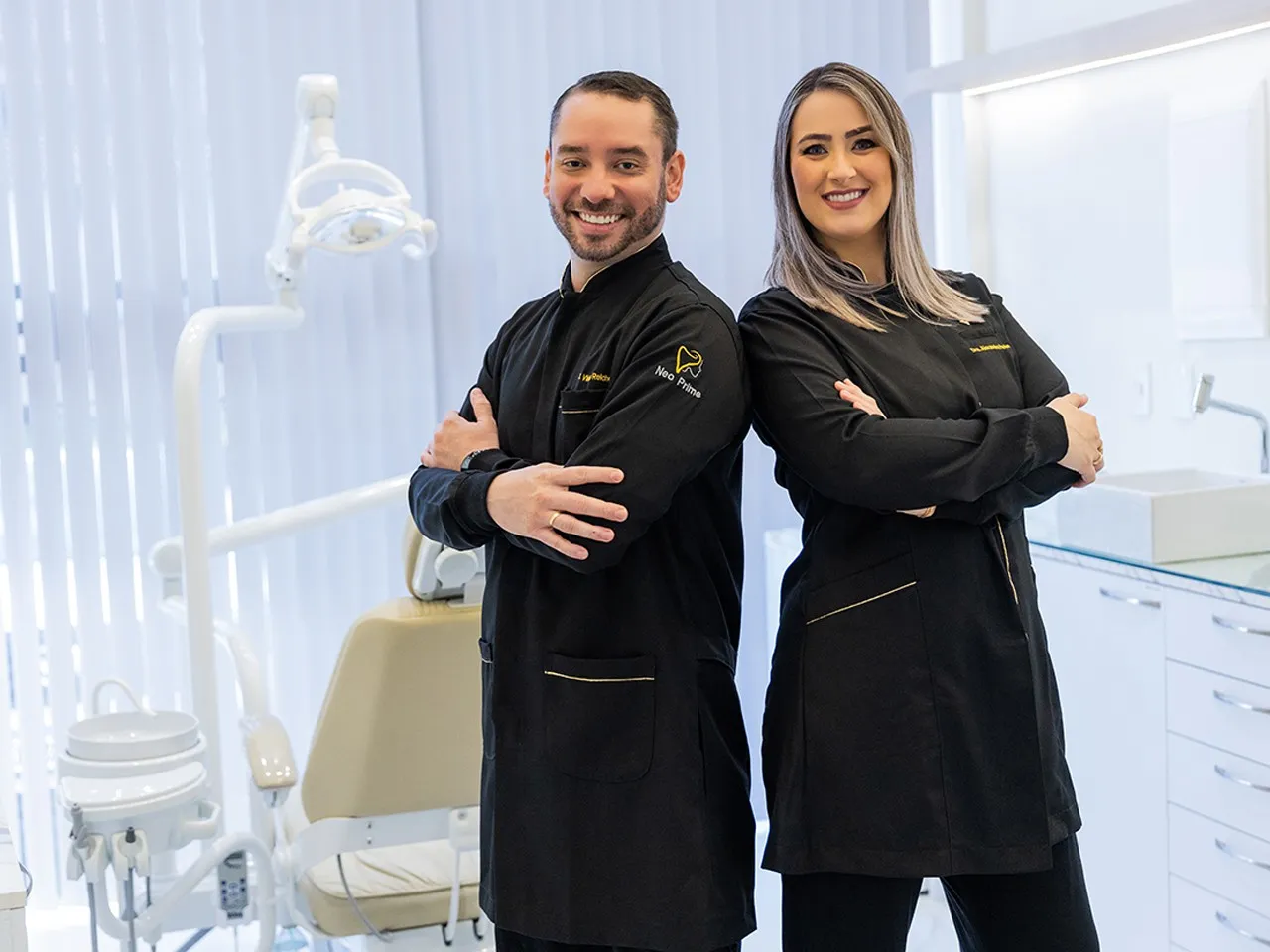 neo-prime-odontologia-dr-vinicius-dra-alexandra-compressed