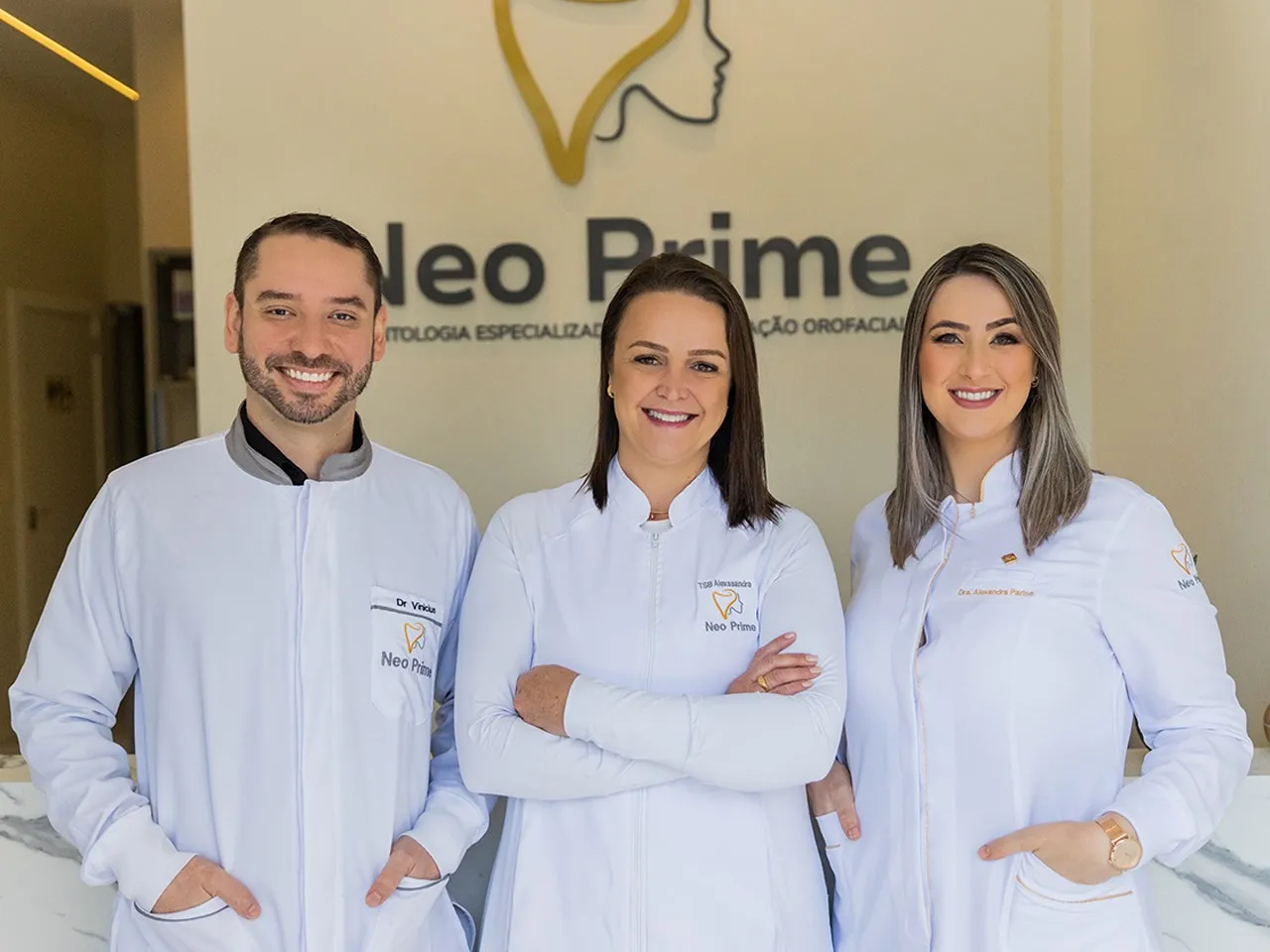 neo-prime-odontologia-equipe-compressed